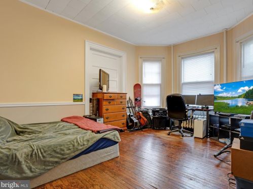 365 College Ave, Lancaster PA 17603-3319 exterior