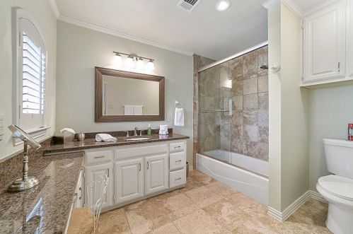 1811 Forest Meadow Ln, Richardson TX  75081-2166 exterior