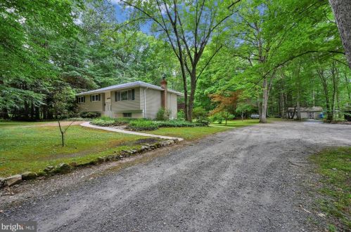 291 Coal Mountain Rd, Molino, PA 17961-9116