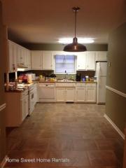 169 Villa Dr, Bowling Green KY  42101-9227 exterior