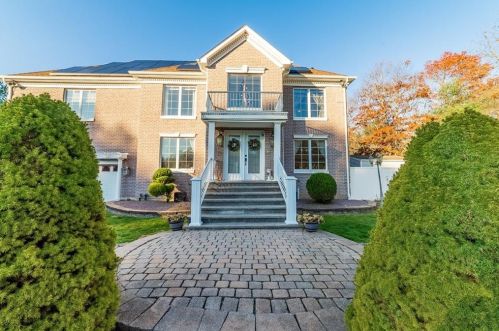 467 Robin Hollow Rd, West Greenwich RI  02817-2118 exterior
