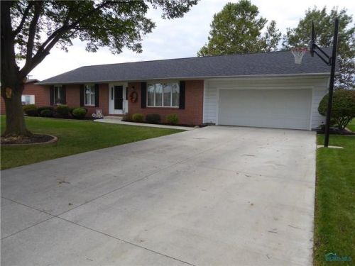 813 West St, Archbold, OH 43502-1558