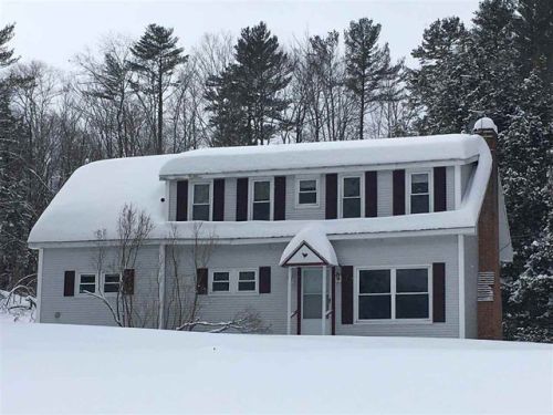 272 Bliss Pond Rd, Calais, VT