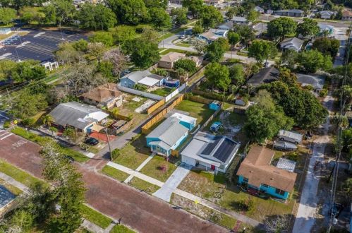 5210 20th Ave, Saint Petersburg FL  33707-4908 exterior
