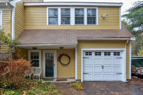 135 Myrtle St, Wrentham, MA 02093-1162