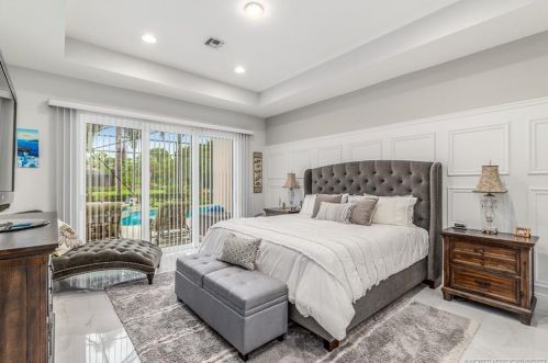 8801 One Putt Pl, Fort Pierce FL  34986-3068 exterior