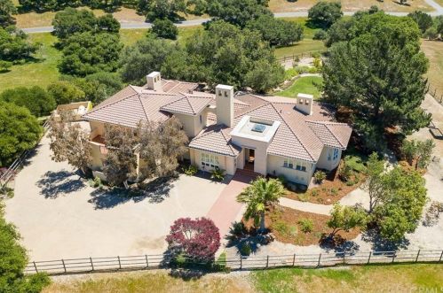 2470 Varian Cir, Pismo Beach, CA 93420-4900