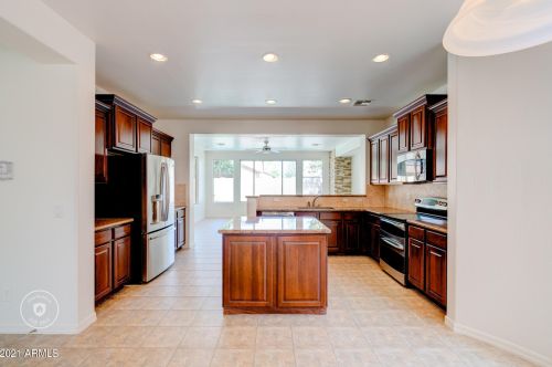 15220 Boca Raton Rd, Sun City, AZ 85379-8003