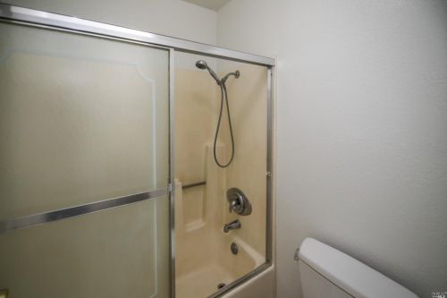 502 Arcadia Dr, Vacaville CA  95687-3355 exterior