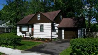 319 Ferndale Dr, Syracuse, NY 13205-2330