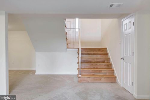 13404 Nickleson Dr, Woodbridge VA  22193-4131 exterior