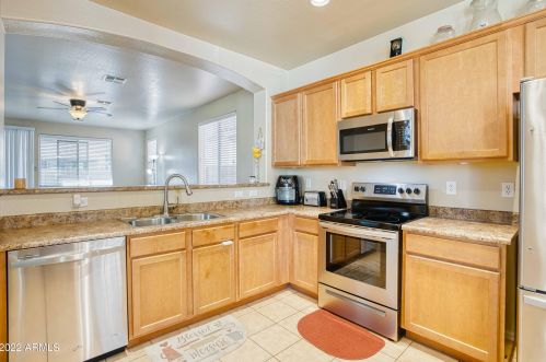 11979 Pierce St, Avondale, AZ 85323-7213