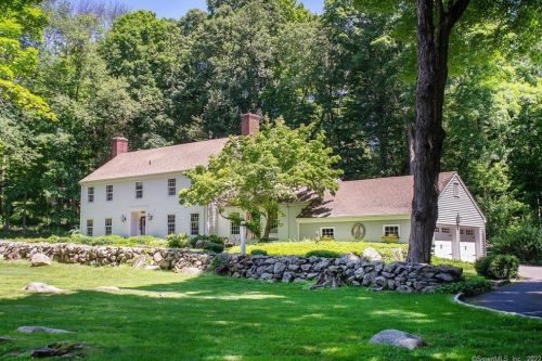 11 Red Oak Ln, Ridgefield, CT 06877-3623