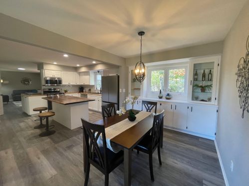 1115 Summit Dr, Waukesha WI  53186-5435 exterior