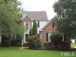 100 Castlebury Creek Ct, Cary, NC 27519-5627