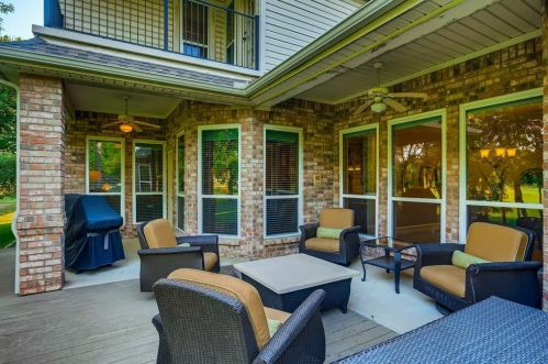 4705 Greenway Ct, Fort Worth, TX 76180-7855