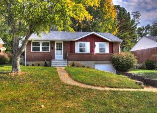 220 Caldwell Dr, Covington, KY 41018-1913