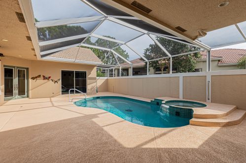 728 Great Exuma Cv, Fort Pierce, FL 34986-3450