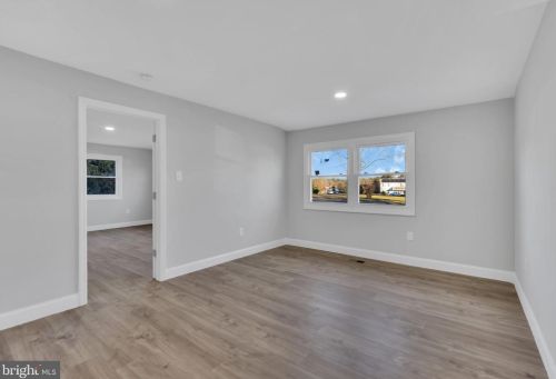 83 Hamilton Ln, Willingboro NJ  08046-1704 exterior