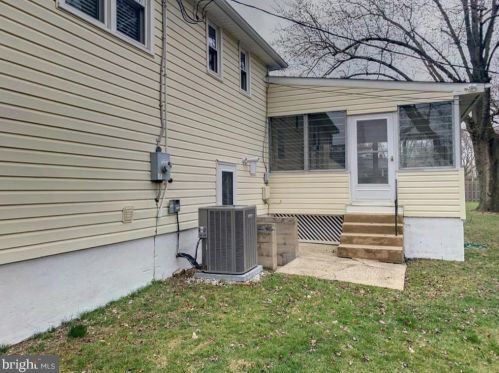 1806 Jaybee Rd, Wilmington DE  19803-3323 exterior