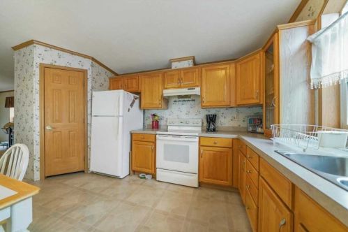 16 Farm Ln, Washingtonville NY  10992-1616 exterior