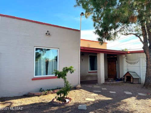530 Blacklidge Dr, Tucson, AZ 85705-4618