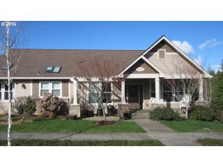 1215 Skookum Dr, Silverton, OR 97381-1996
