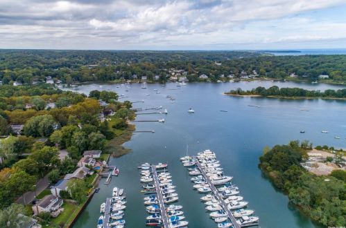 38 Milland Dr, Northport, NY 11768-2835