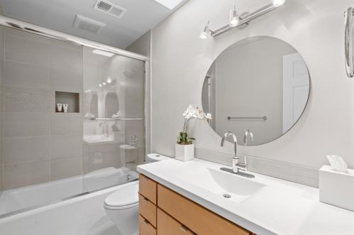 1477 Yukon Dr, Sunnyvale CA  94087-4451 exterior