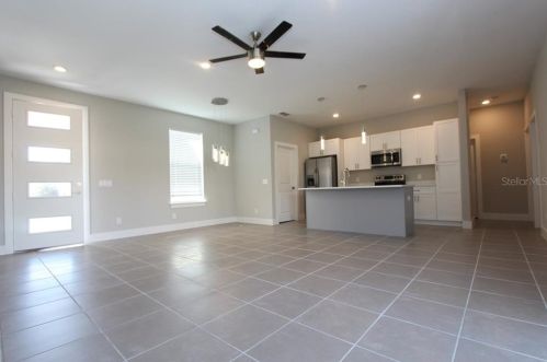 310 Drum Ct, Kissimmee FL  34759-4845 exterior