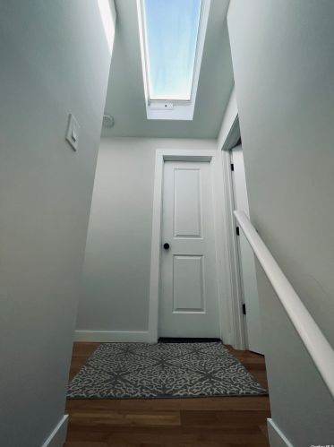 135 Westchester Ave, Babylon NY  11704-2827 exterior