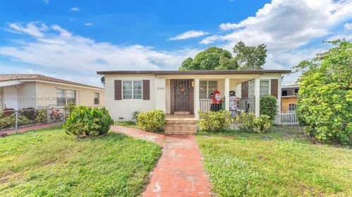 4266 8th Ln, Hialeah, FL 33013-2420
