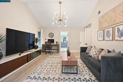 5613 Mount Hood Ct, Pacheco CA  94553-5837 exterior