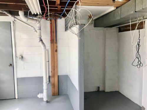 663 Sara Ln, Verona PA  15147-2634 exterior