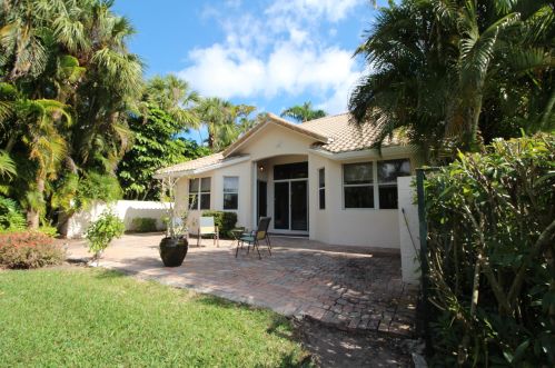 2225 62nd Dr, Boca Raton, FL 33496-3508
