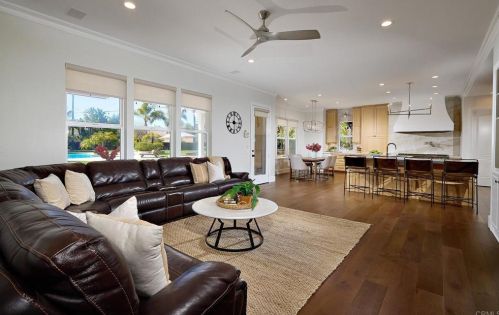 7947 Sitio Solana, Carlsbad CA  92009-9526 exterior