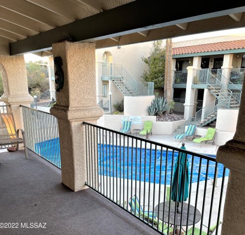 7662 22nd St, Tucson, AZ 85710-6433