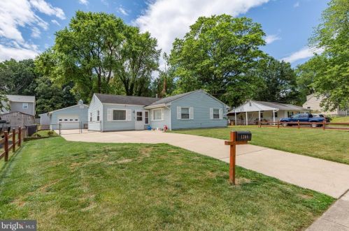 1308 Longview Dr, Woodbridge, VA 22191-2923