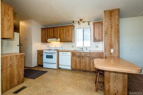 1460 Trane Rd, Bullhead City AZ  86442-5905 exterior