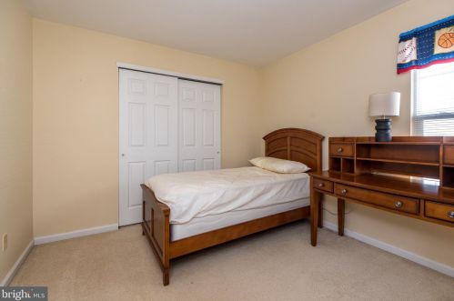 308 Ross Ln, Collegeville PA  19426-1877 exterior