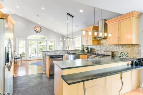 809 Broad St, Westfield NJ  07090-2003 exterior