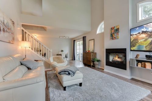 8582 Brinkley Ln, Inver Grove Heights MN  55076-5115 exterior