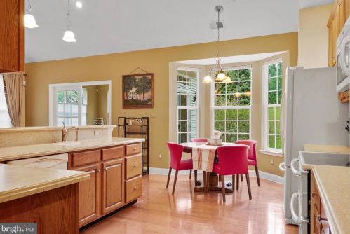 5 Brighton Pl, Swedesboro NJ  08085-5060 exterior
