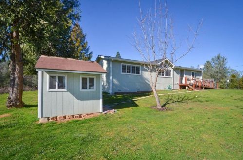 6690 Hancock Rd, Garden Valley, CA 95633-9728