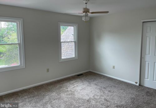 32 Windward Ct, Collegeville PA  19426-2869 exterior