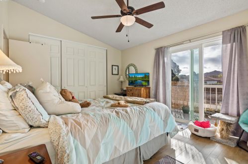 3041 Peppermill Cir, West Pittsburg CA  94565-7032 exterior