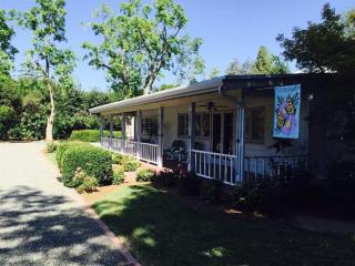 5749 Butler Ave, Fresno, CA 93727-5410
