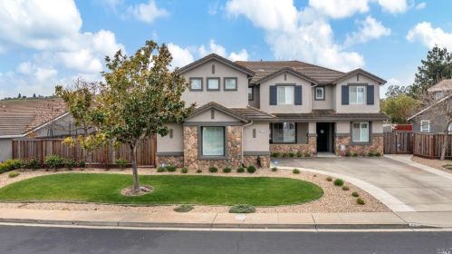 681 Robinson Way, Benicia, CA 94510-3944