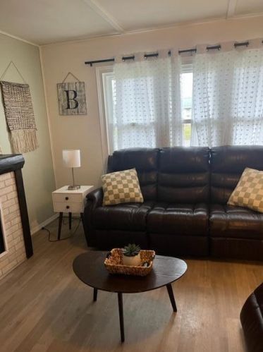 927 Daffodil Dr, Marion OH  43302-6273 exterior