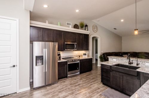 3671 Yazoo Dr, Lake Havasu City AZ  86404-2311 exterior